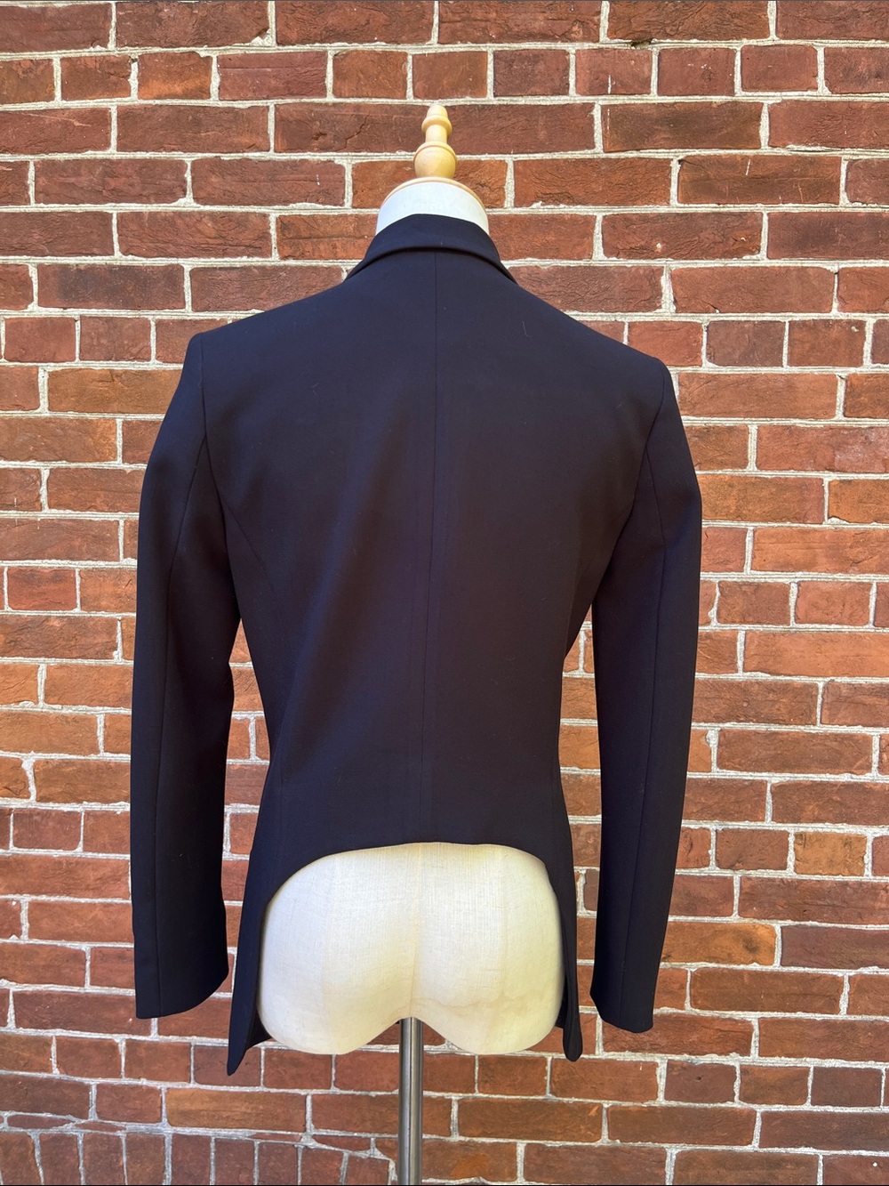 Robert Rodriguez Black Notch Lapel Hi-Lo Blazer - Picture 3 of 6